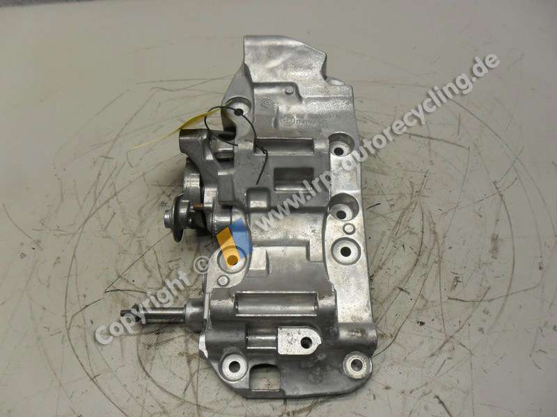 BMW 5-er F10 BJ2013 Lagerbock Halter für Lima Klimakompressor 11168506863